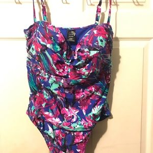2X one piece swim